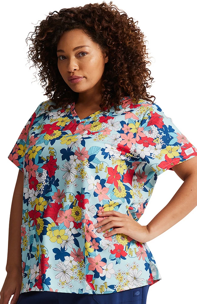 Dickies Women's Blooms So Retro Print Scrub Top