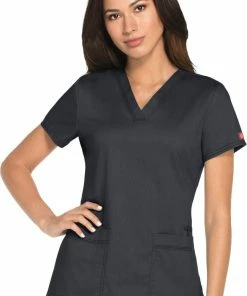 Dickies Women's 2 Pocket Solid Scrub Top