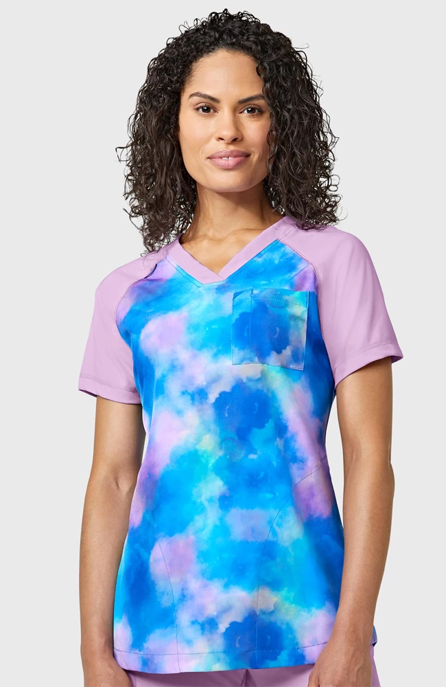WonderWink Women's Yoga V-Neck Twilight Print Scrub Top