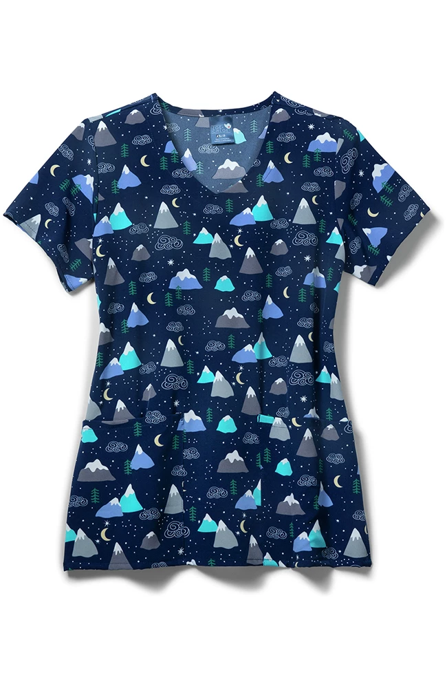 Zoe And Chloe Clearance Women's Snow Caps Print Scrub Top