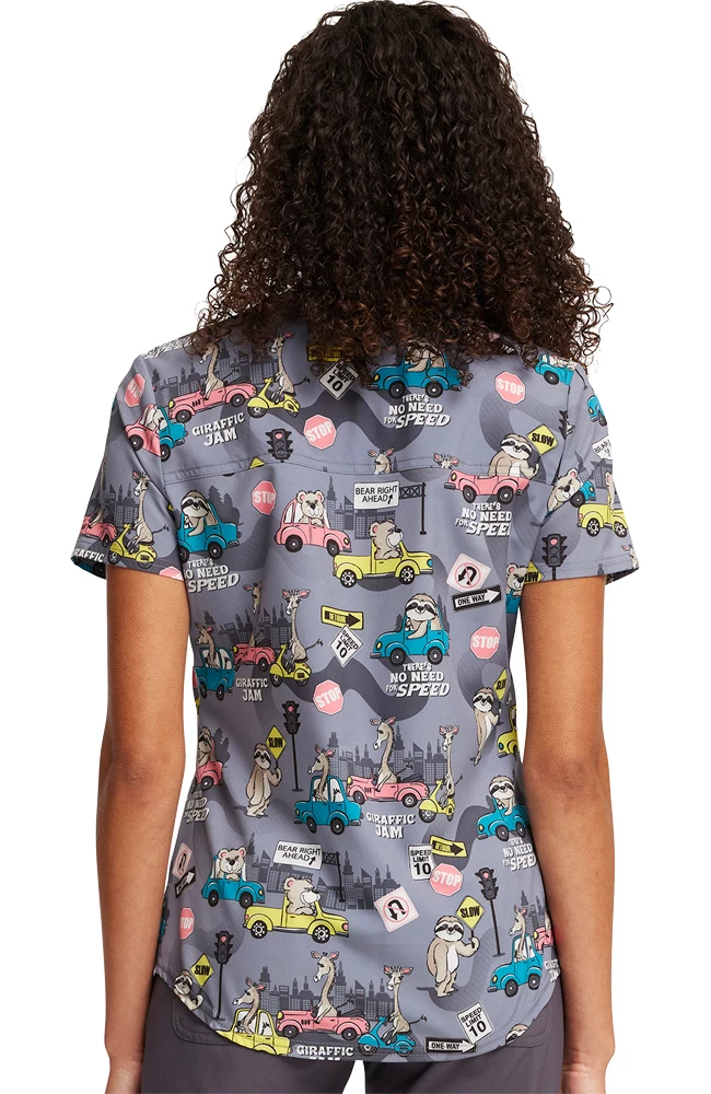 Cherokee Women's Tuckable Giraffic Jam Print Scrub Top - Image 2