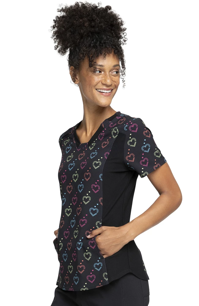 Cherokee Clearance Women's Knit Panel Hearts On The Line Print Scrub Top - Image 3