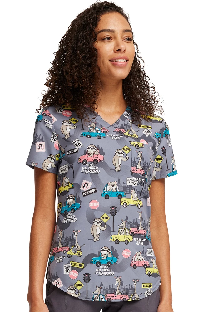 Cherokee Women's Tuckable Giraffic Jam Print Scrub Top - Image 3