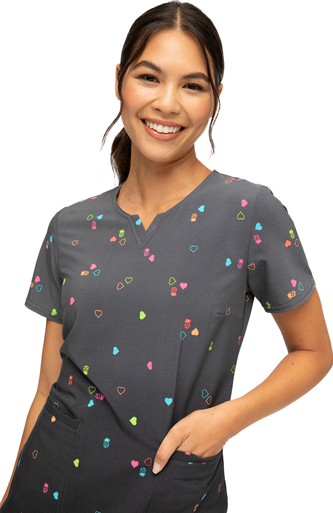 Clearance Women's Pineapple Pop Print Scrub Top Heartsoul Clearance Women's Pineapple Pop Print Scrub Top -Silverts-shop 3 ck hs821 printclearance 650