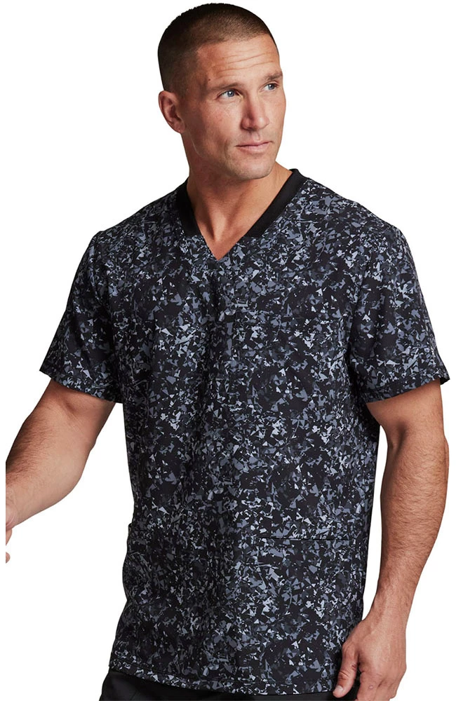Dickies Clearance Men's Fractured Prism Pewter Print Scrub Top - Image 3