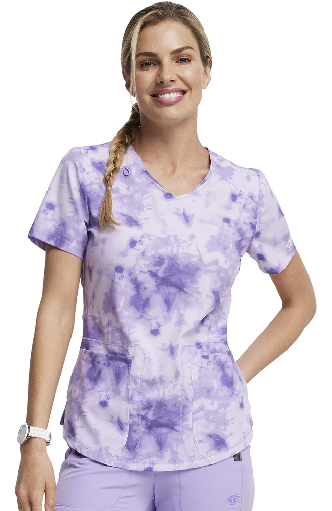 Dickies Women's Tonal Tie Dye Lavender Print Scrub Top - Image 3