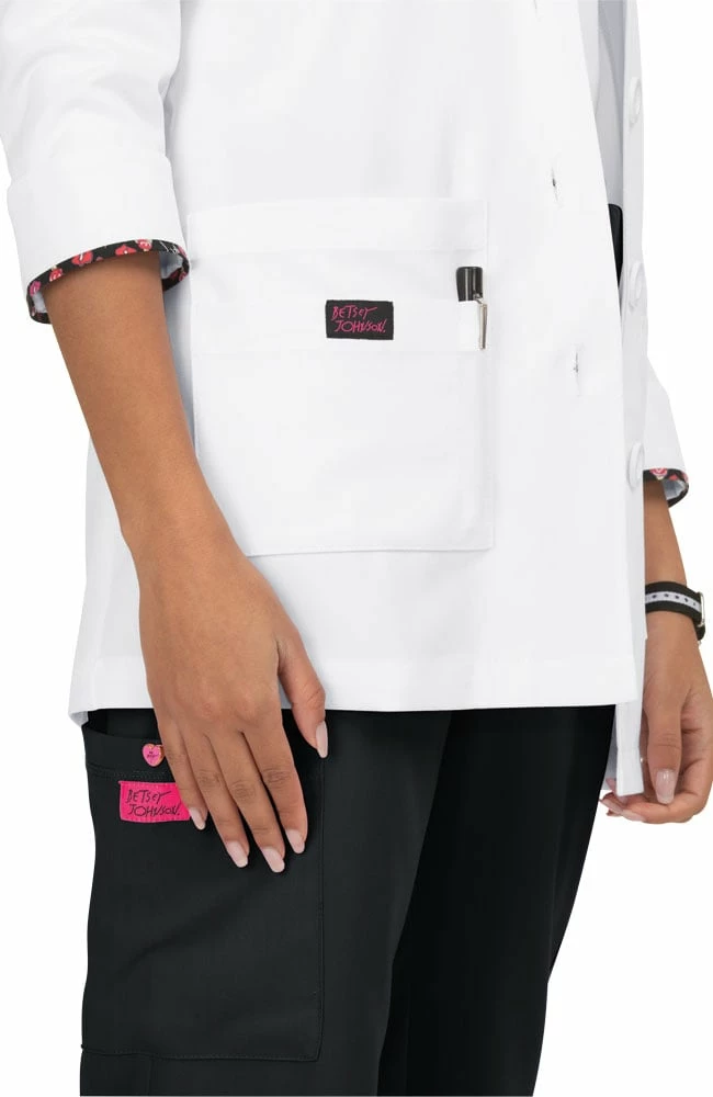 Koi Women's Canna Lab Coat - Image 4
