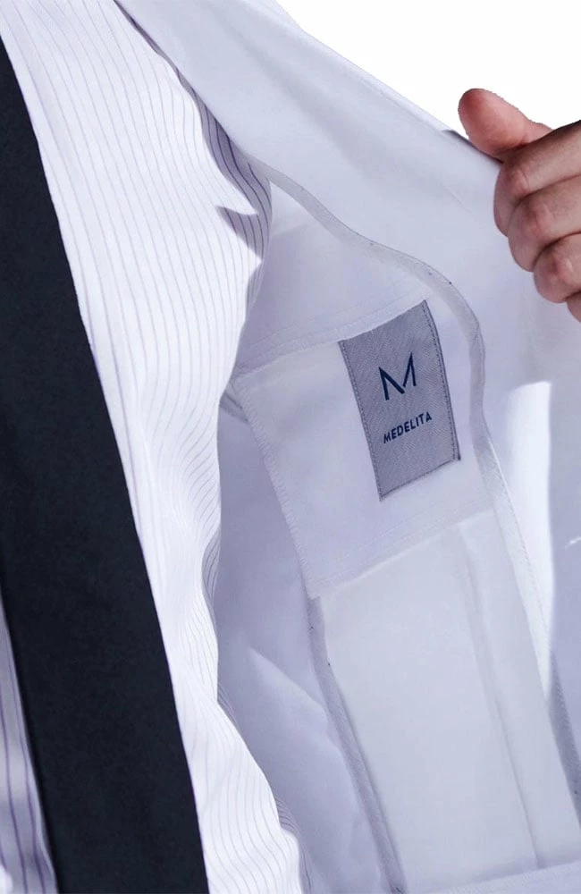 Medelita Men's H W Cushing Lab Coat - Image 4