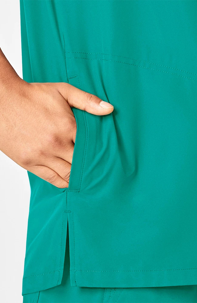 Carhartt Men's V-Neck Shirttail Scrub Top - Image 4