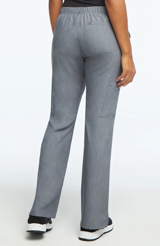 AllHeart Clearance Women's V-Neck Solid Scrub Top & Cargo Scrub Pant Set - Image 5