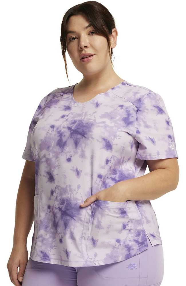 Dickies Women's Tonal Tie Dye Lavender Print Scrub Top - Image 5