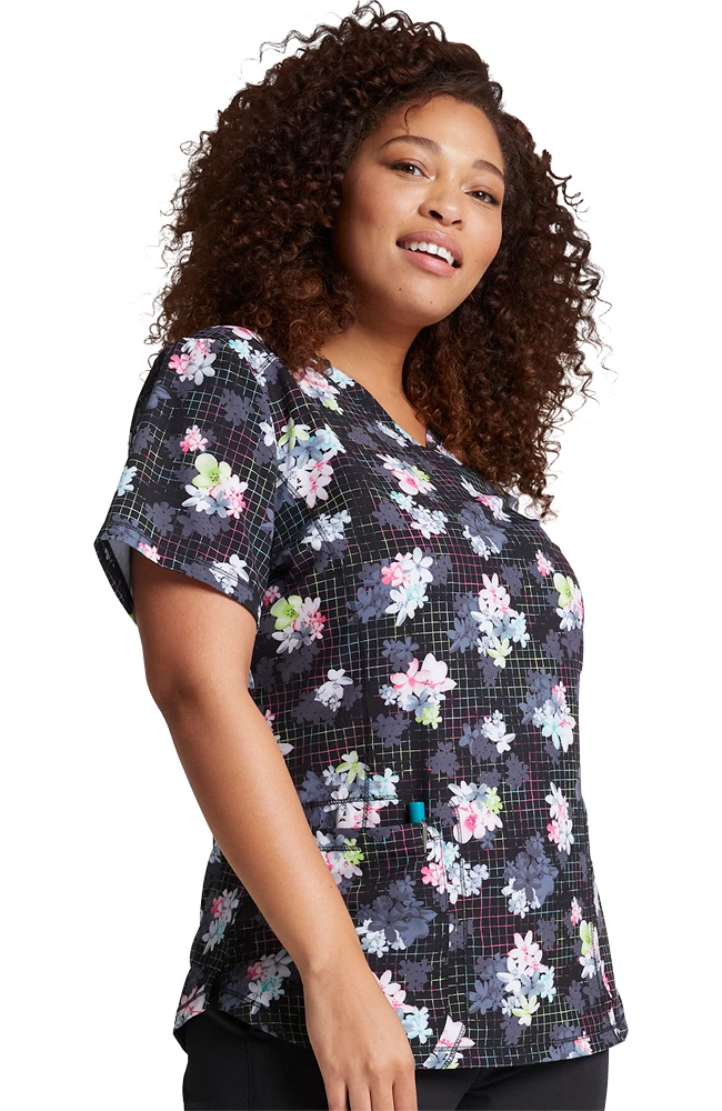 Dickies Clearance Women's Light Bright Blooms Print Scrub Top - Image 5