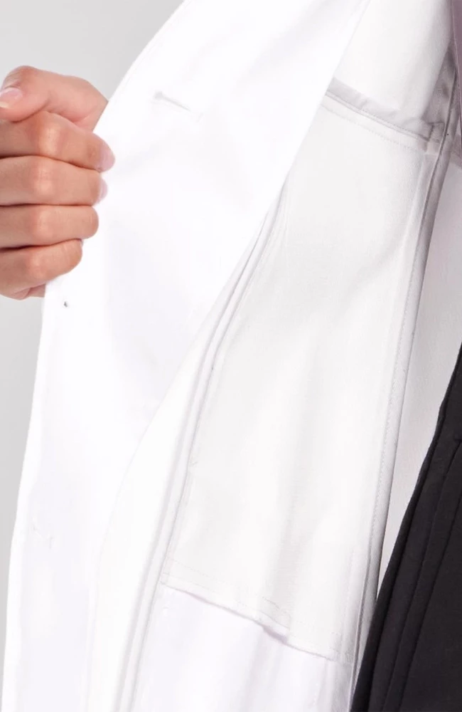 Medelita Women's Anandi Slim Fit Lab Coat - Image 6