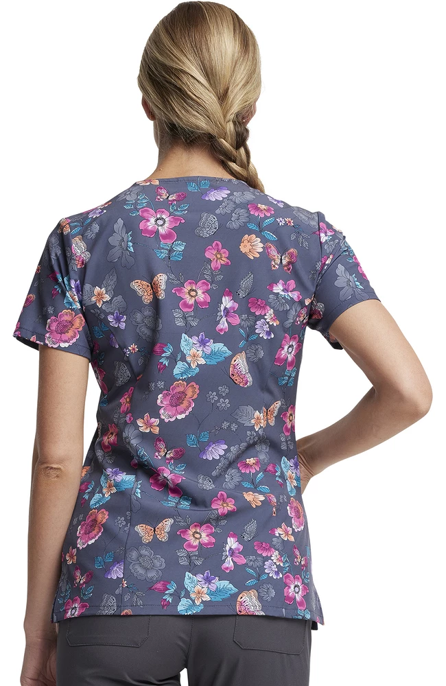 Dickies Women's Butterflies Abloom Print Scrub Top - Image 8